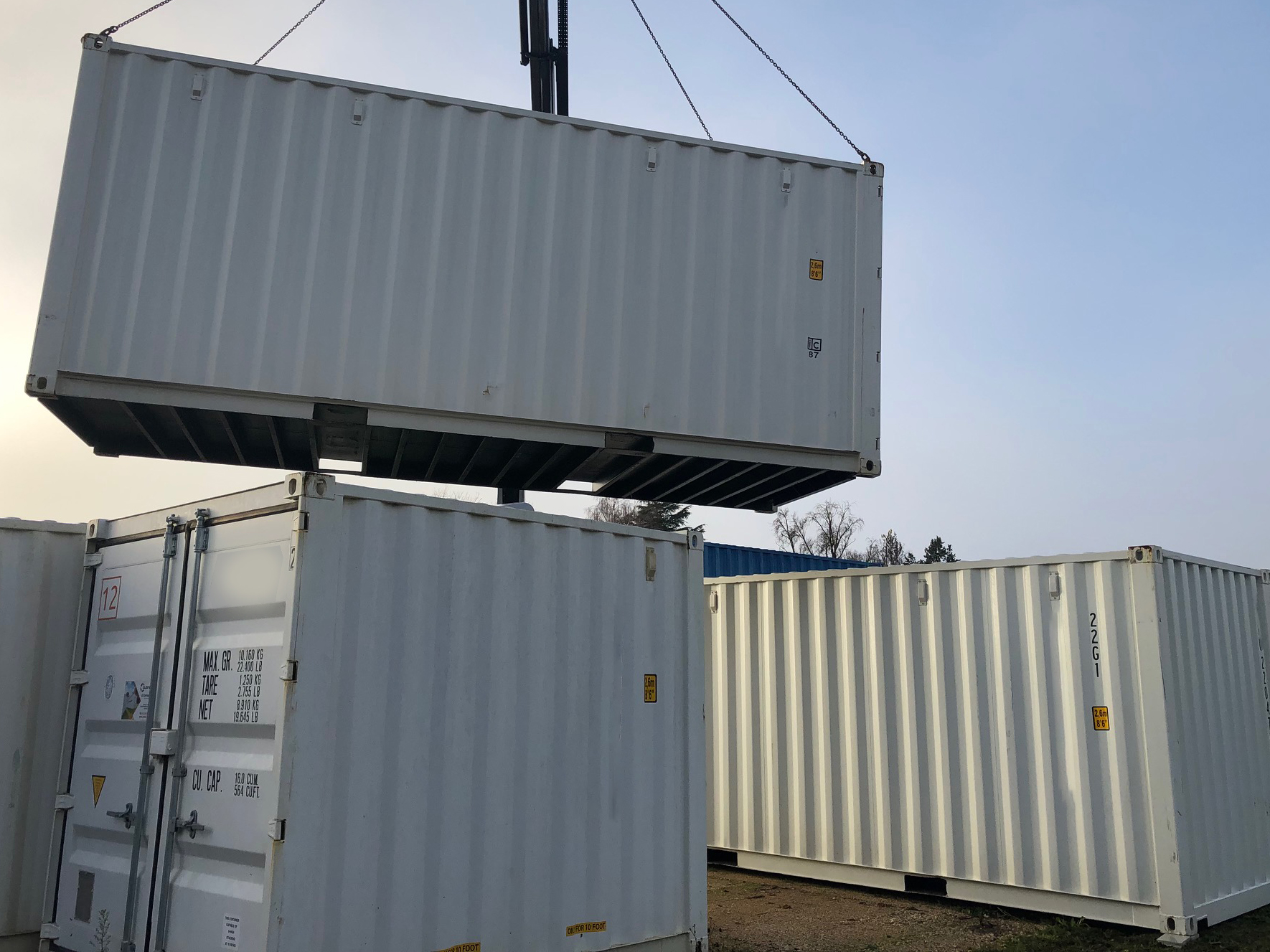 Utiliser un container maritime 20 pieds pour du stockage sur chantier