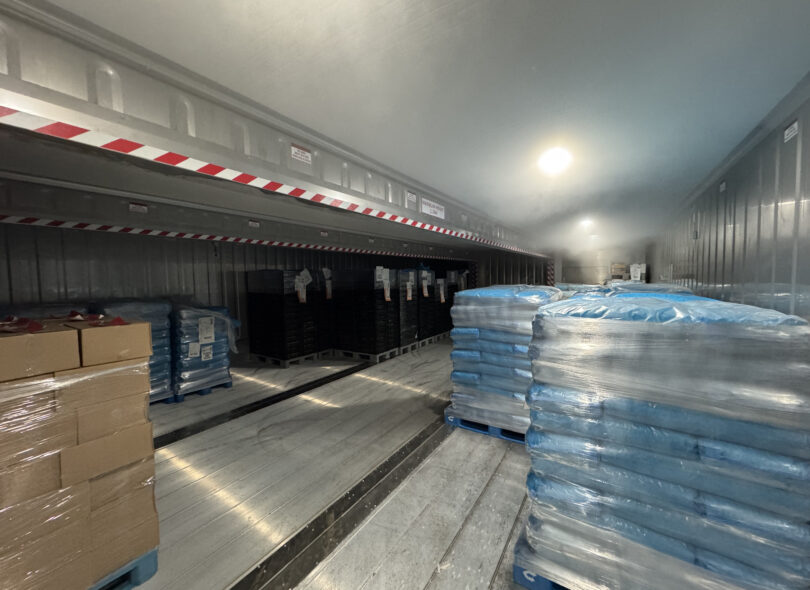 Intérieur grande chambre froide couplée conteneurs assemblés sol plat reefer cubner