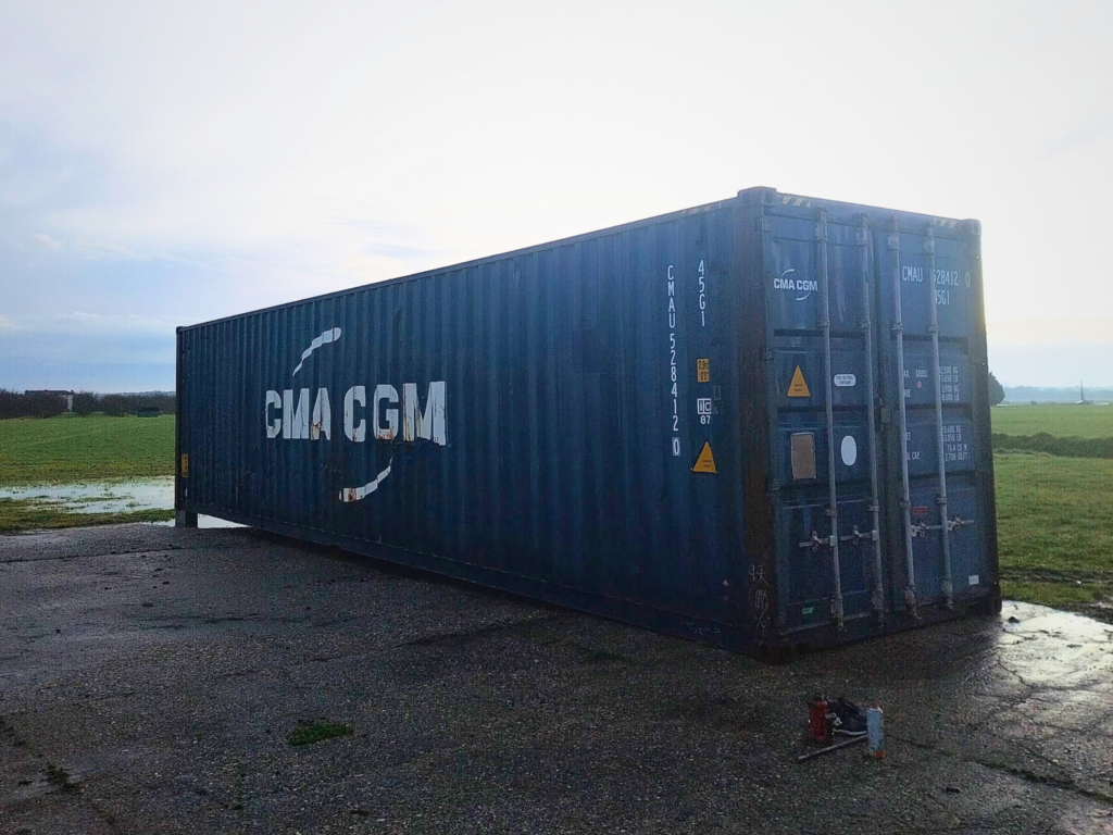Conteneur 40 pieds posé à Mongauzy à côté de langon, marmande, casteljaloux et tonneins en gironde cubner.png
