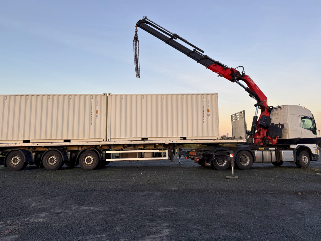 Alignement de containers 20 pieds d'occasion Cubner pour centre de stockage