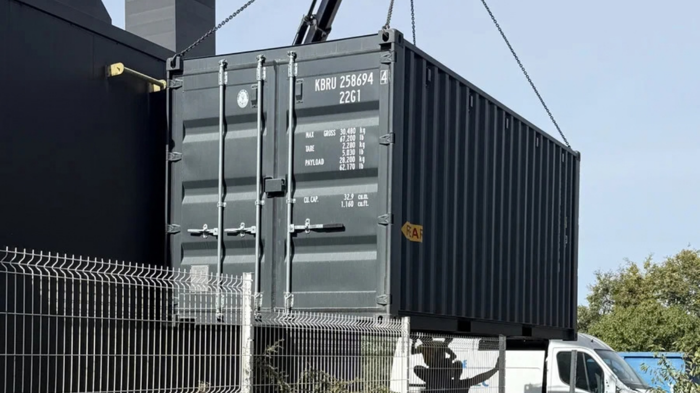 Container stockage carrosserie : un 20 pieds double porte RAL 7016 à Olemps